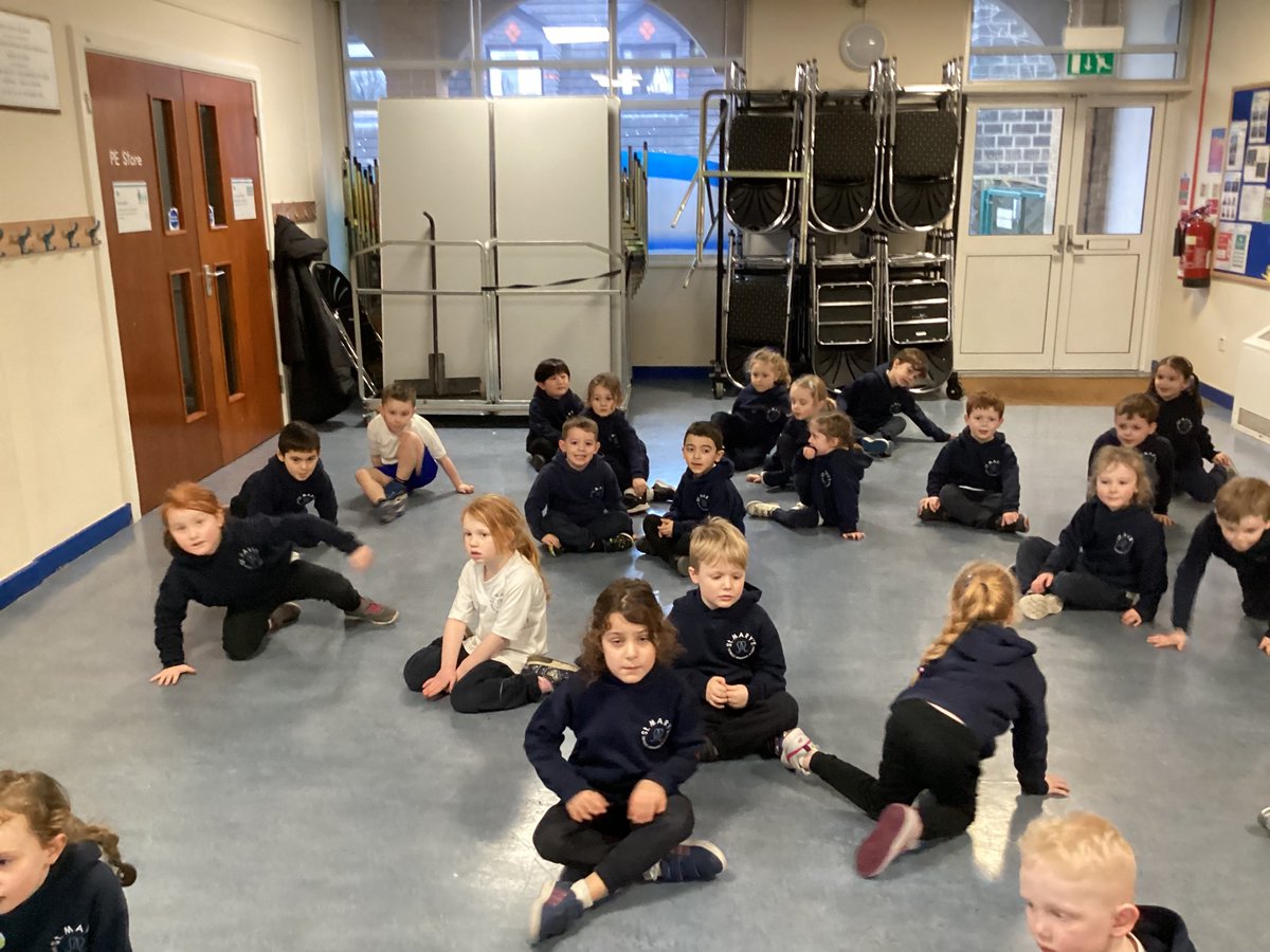 StMarysLS18's tweet photo. Reception chose musical bumps as their Friday treat this week as we managed to get our 5 🌟🌟🌟🌟🌟!
#makingtherightchoices https://t.co/EAmoee3n3h
