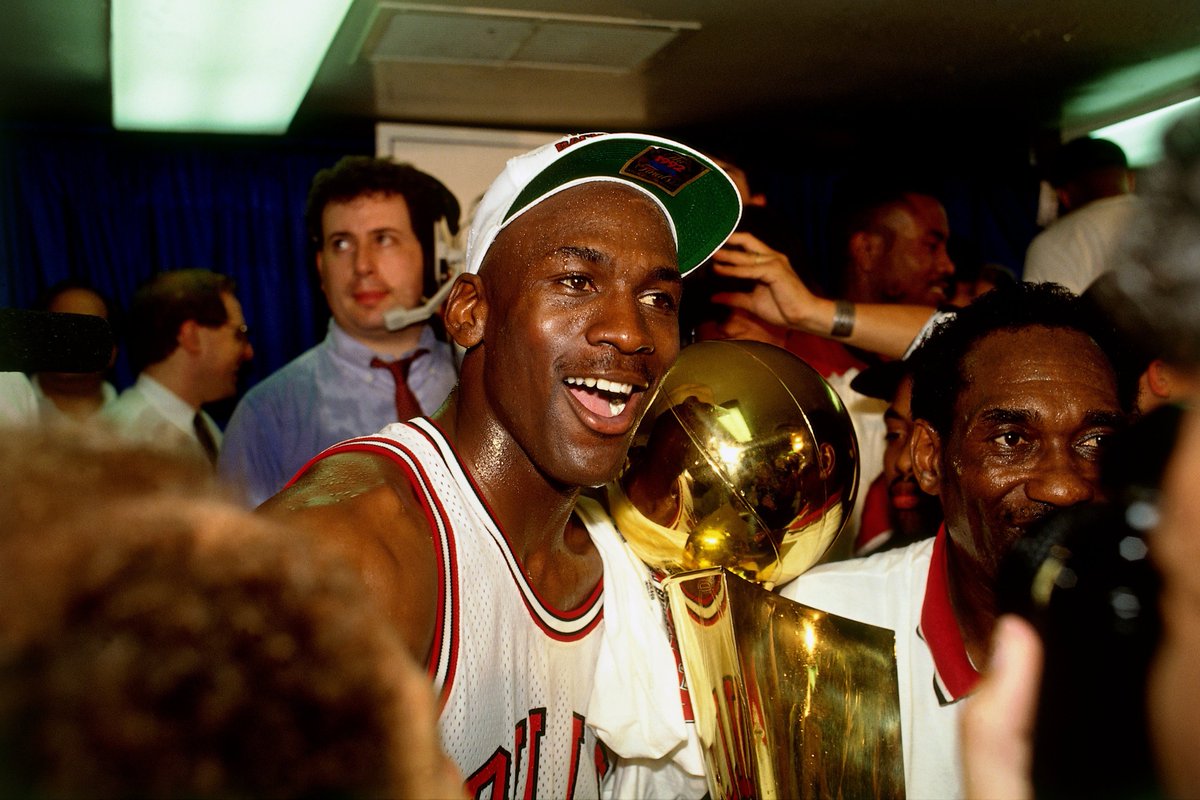 KalshiHoops's tweet photo. Happy Michael Jordan day:

— Hall of Fame
— 5x MVP
— 6x NBA Champ
— 6x Finals MVP
— 10x Scoring Champ
— 14x All-Star
— 11x All-NBA
— 10x All-NBA 1st team
— 9x All-Defense 
— 3x All-Star MVP
— 1984 ROTY
— 1x DPOY
— 2x Olympic Gold Medalist 
— NBA 50th and 75th Anniversary Team

🐐 https://t.co/KJ3xvi73TH