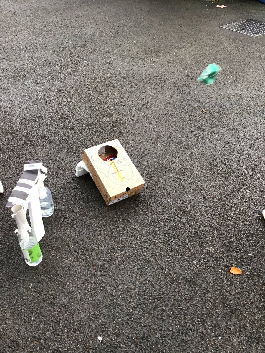 Some fantastic obstacle courses created for #MSDreamSpace, challenge 3 , obstacles made included a ball, basketball hoop, lots of hurdles , a ladder, corn hole toss and a pair of shoes😂 👞 👟 @MichaelB_Edu @MS_eduIRL @msajolliffe @Microsoftirl