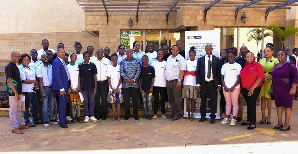 GovernorKahiga's tweet photo. I commissioned a cohort of 17 bright students whose secondary education will be fully sponsored by the KCB Foundation @KCBGroup.

Through the Public - Private Partnership, my administration is committed to collaborating with the KCB bank through initiatives. https://t.co/hZ94zCwAAo