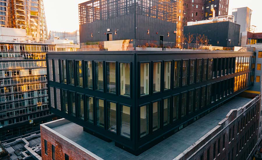 ArchRecord's tweet photo. In New York’s Chelsea neighborhood, one project is turning heads with the perfect marriage of old and new. @Alpolic_MCM
#ad #historicbuilds #retrofitting
https://t.co/va7edqNDZd https://t.co/fBvugHmsTu