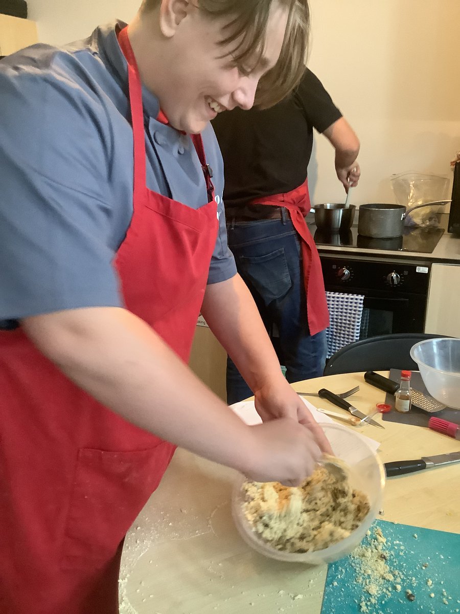 Ganton_Hull's tweet photo. Thank you @SarahPCookStars for the amazing desserts you and our amazing students created yesterday. @Bettys we know we can never replicate what you do.... but how did the students Fat Rascals measure up? https://t.co/cyCnjygzkA