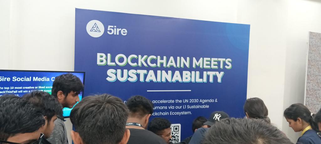 shuvamroy_'s tweet photo. Hello Everyone! @5ireChain is in @hackthisfall. I am attending their live workshop and it explained  very thoroughly about the #Ethereum and #SOLIDITY technology. It was really an informative workshop and I'll be integrating them in my project. So do check there swags. https://t.co/Z3cUW1VCRr