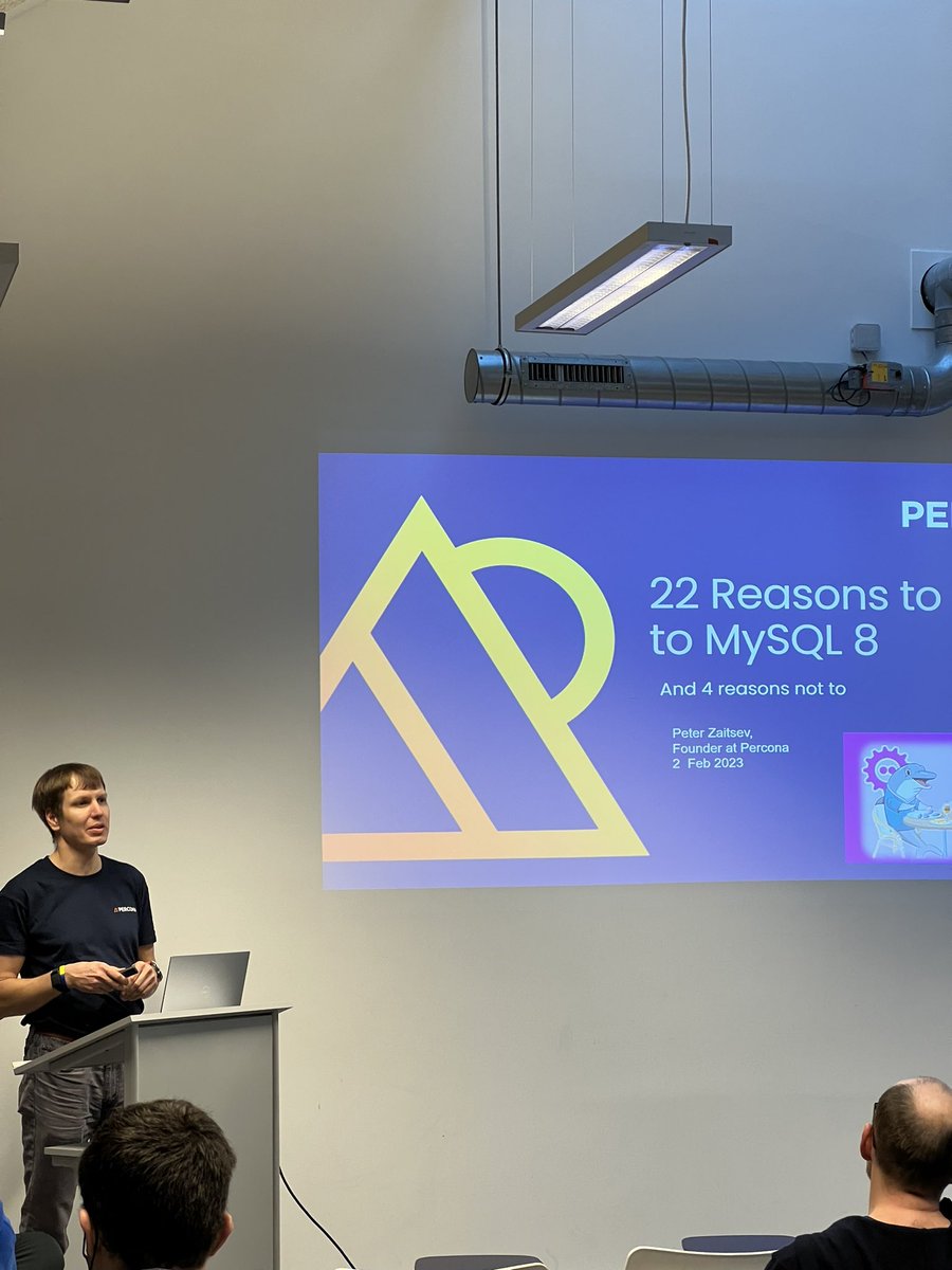 ask_dba's tweet image. 22 reasons to move #mysql8 by @PeterZaitsev #prefosdemday @fosdem @gryp