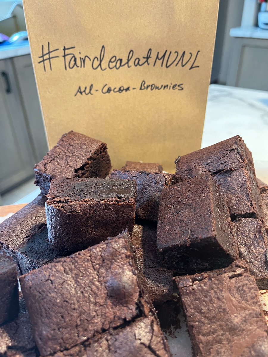 Today it's not <a href="/MUNFaculty/">MUNFA</a> picket line cookies, it's rally brownies! Celebrate the fight for a #FairDealAtMUNL with ooey-gooey chocolate goodness. I'll hand them out until they're gone!