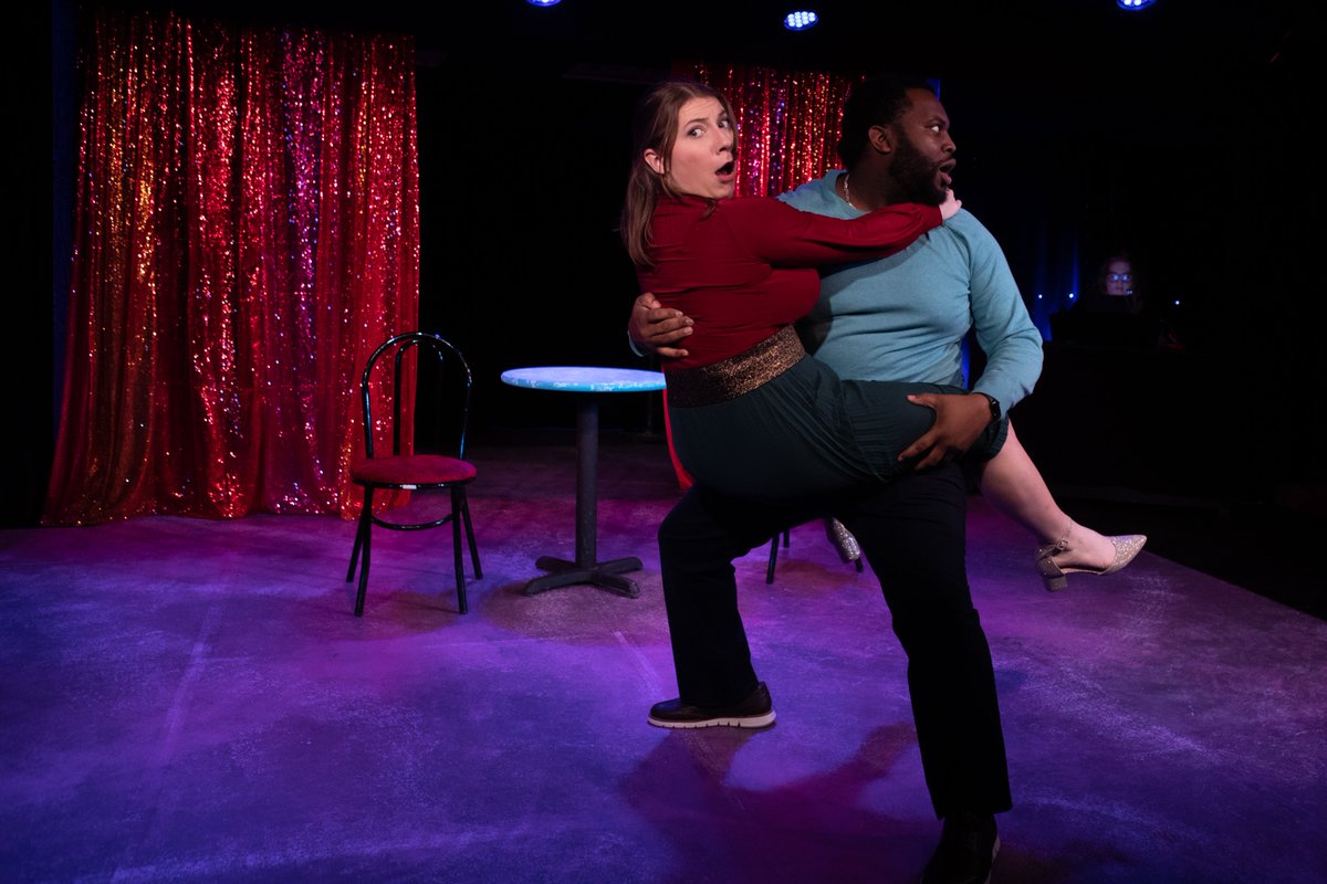 This week was cold, but Theatre Too is as steamy as ever! 🔥 "I Love You, You're Perfect, Now Change" runs tonight–February 18. Get tickets now at bit.ly/T3Ticketing

📸: Sarah Branes

#valentines #uptowndallas #uptown #comedy #t3iloveyou