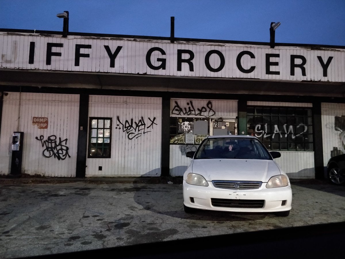 Kelly Vaughn tweet media