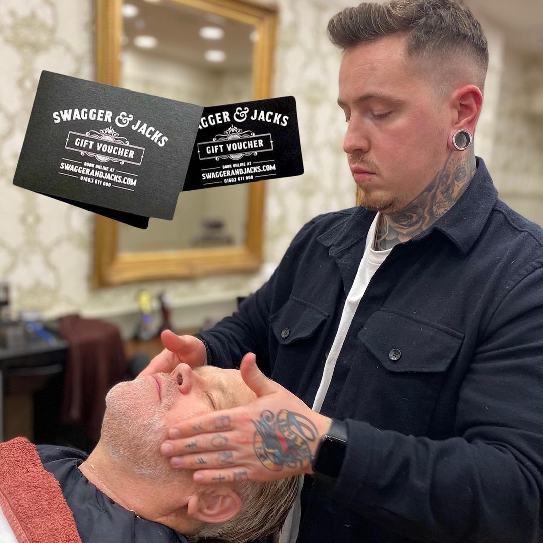 🎁♥️ Treat A Loved One To The Ultimate Beard Shape & Design This Valentines Day♥️🎁

🔹E-Vouchers Available To Order 24/7 Online, Link In Bio🔹

#giftideas #giftideasforhim #norwich #norwichbarbers #norwichcity #norwichlife #norwichexperiences #afinecity #shavinggifts