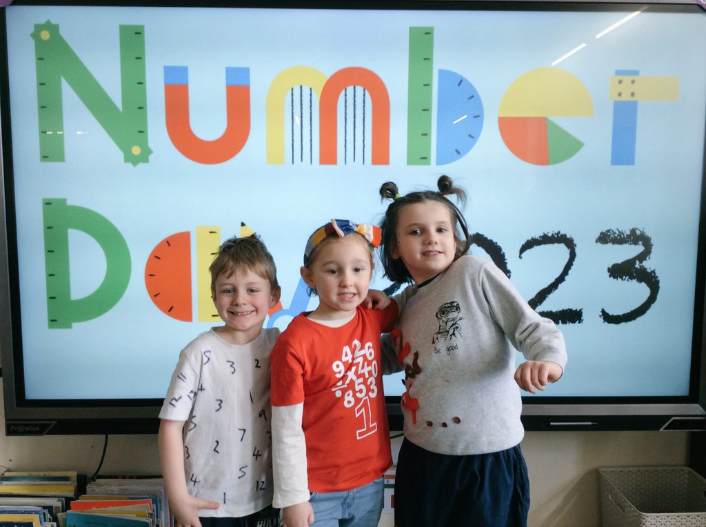 _Mrs_Starr_'s tweet image. Happy Number Day from Jubbergate! @NSPCC @_MrsMac_ @EyfsRoad @HaxbyRoad 🔢 #NSPCCNumberDay #NumberDay #MakeMathsFun
