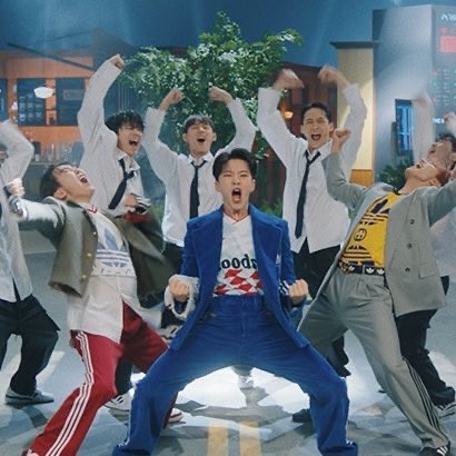 raririwonu's tweet image. hoshi finally got his booster after 3yrs