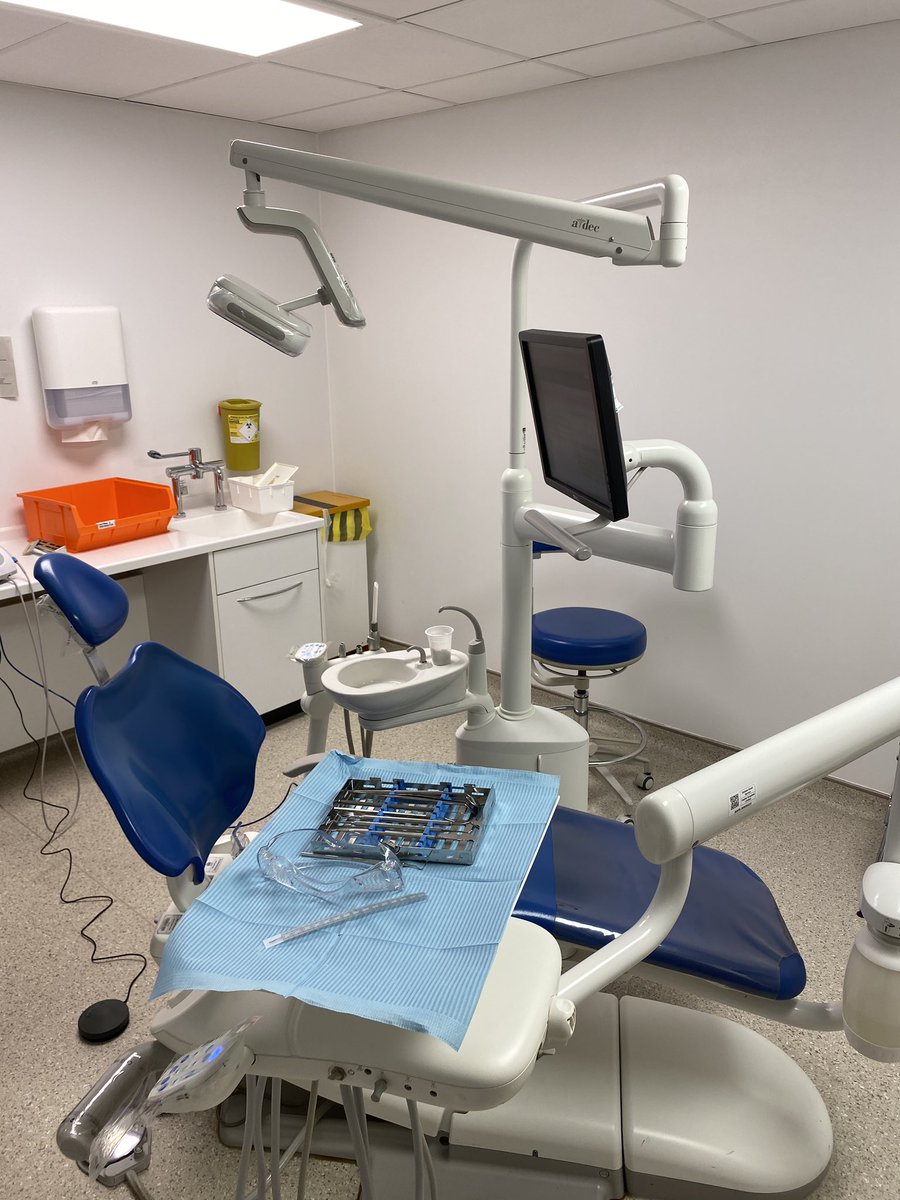 MakintsMind's tweet photo. So Fresh & So Clean Clean π¦·β¨
Used this opportunity to educate my dentist about the blockchain and decentralised social media platforms (@desoprotocol // @WeAreStori )
#Makintsmind #Web3 #musicnfts #musicnft https://t.co/a3HR0xnKvI