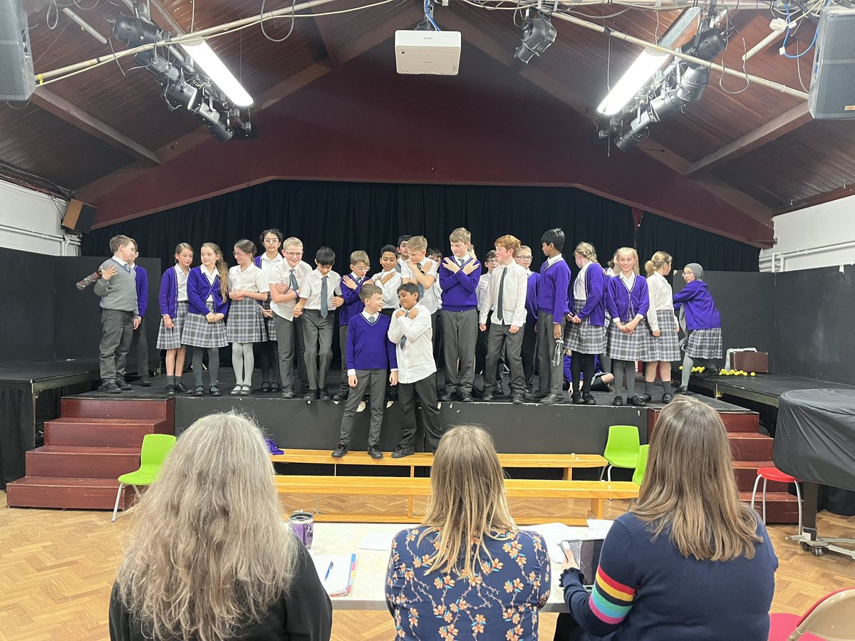 This is why we do it! The courage, talent, kindness and general brilliance our Yr 6 pupils demonstrated during their auditions today was, being totally honest, rather emotional. Beyond proud. #banstead #resilience #communication @BansteadPrep #whenIgrowup