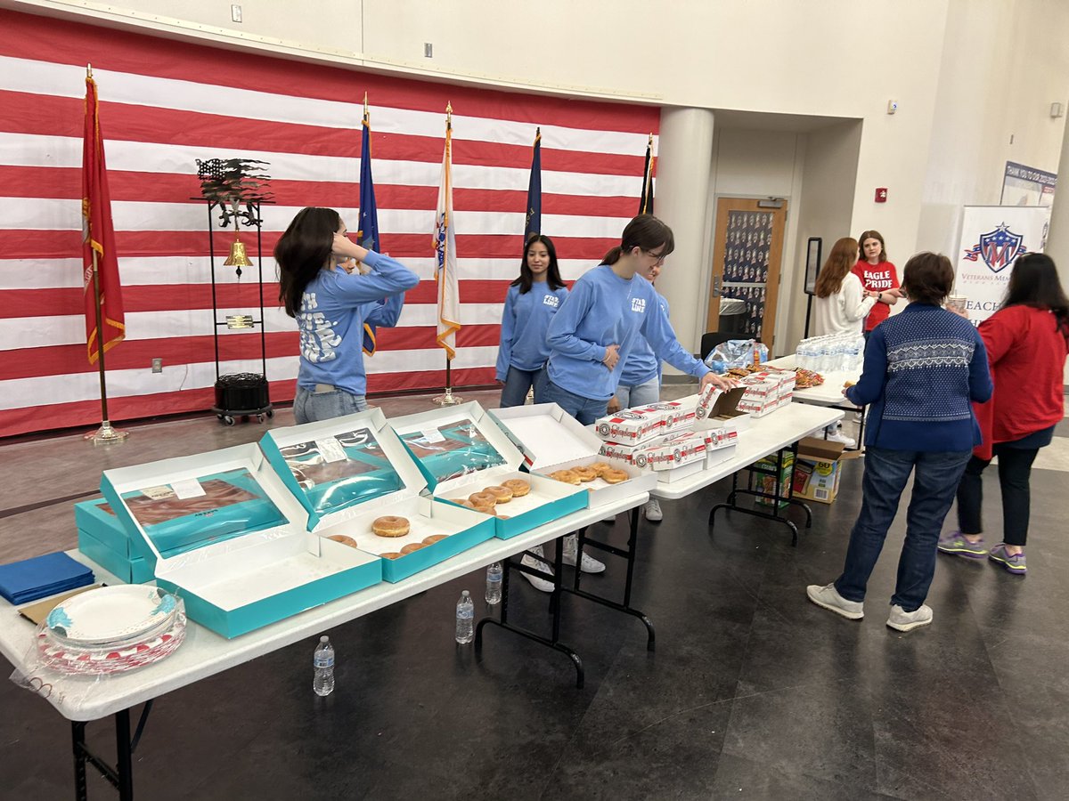Thank you to our always amazing Starline for providing breakfast for our Teacher Day. We appreciate you feeding our hard working staff! #WeAreEagles