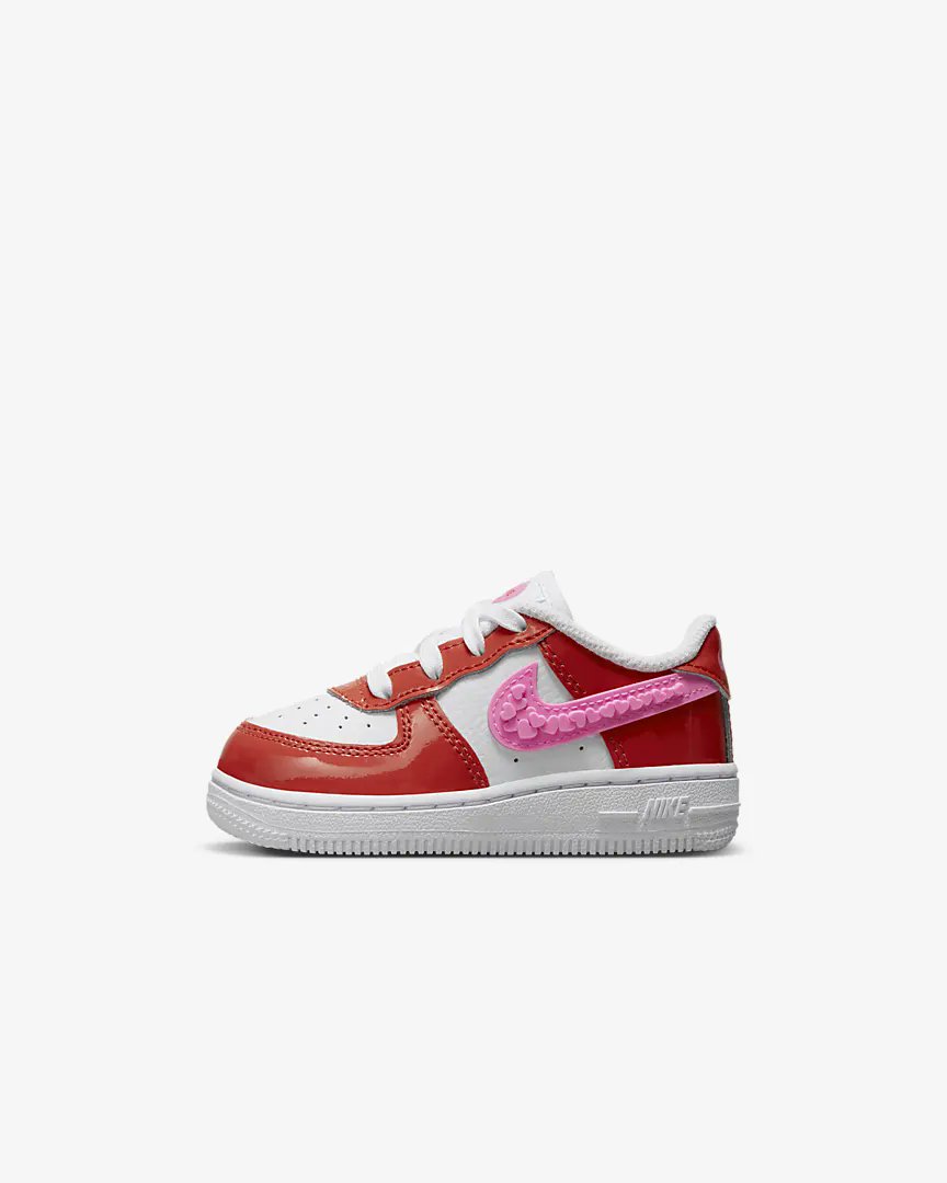 snkr_twitr's tweet photo. AD: RESTOCK: Toddler Nike Force 1 LV8 'Valentine's Day' ❤️

Shop -> https://t.co/hL3Pd3mZ95 https://t.co/CZXTnG5dIi