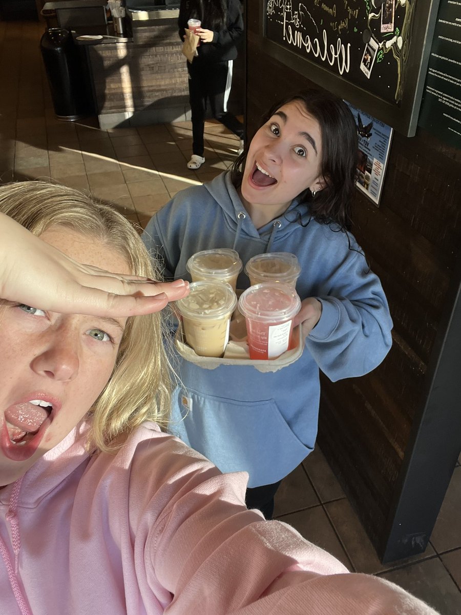 NewmanJetsWSOC's tweet photo. 🏋️♀️➕🏃♀️➕🍩 ➕ ☕️ 🟰 😃 😊 #JetFriday #StarbucksRun
#AthleticPerformance https://t.co/lPvFjWKKF7