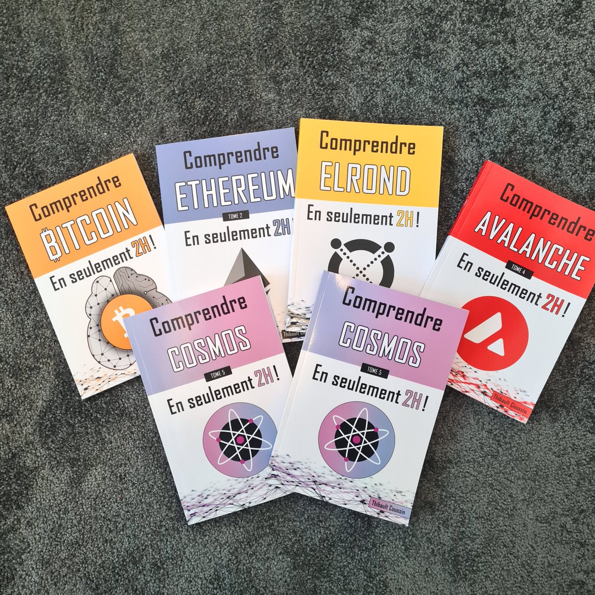 crypto_futur's tweet image. Giveaway 🎁

Comme on l'avait dit, on vous fait gagner un exemplaire des livres @avalancheavax et @cosmos pour la commu ! 

Pour participer : 
- RT / LIKE 
- Follow @Thibaultcouss1 &amp;amp; @crypto_futur