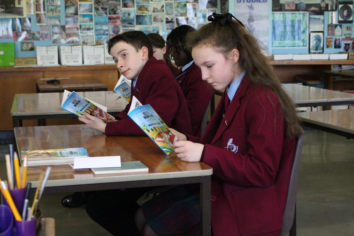 HC_Scotland's tweet photo. To draw our Languages Week celebrations to a close, the school's longest serving teacher, Mr Leiper, spoke to some pupils at lunchtime about the history of language teaching at the school and introduced them to some Latin. #HamiltonWisdom https://t.co/ruqH2wwY4z