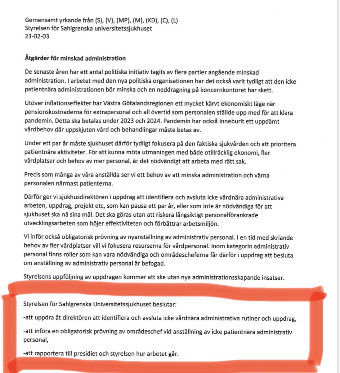 KataokaHanna's tweet photo. 15:30 röda rummet @sahlgrenska: Bevittnade idag när en total politisk enighet klubbade igenom skarpt förslag om att avsluta icke vårdnära uppdrag för att istället lägga resurserna på vård.En fråga som vi i @VGLakarforening @sahlgrenska drivit hårt.@vgr o alla regioner;copy paste! https://t.co/MpzoCjoeg0