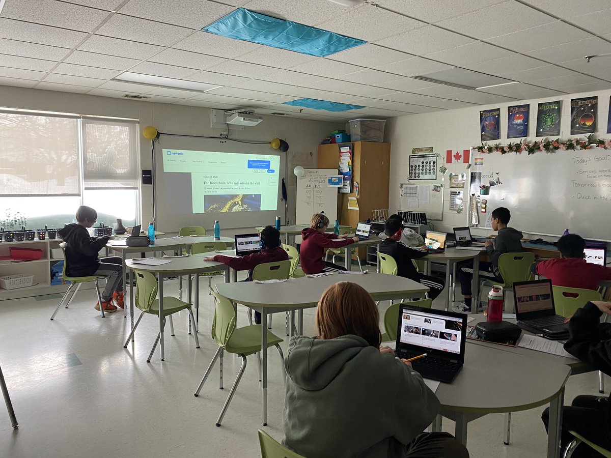 MrsLogan tweet media