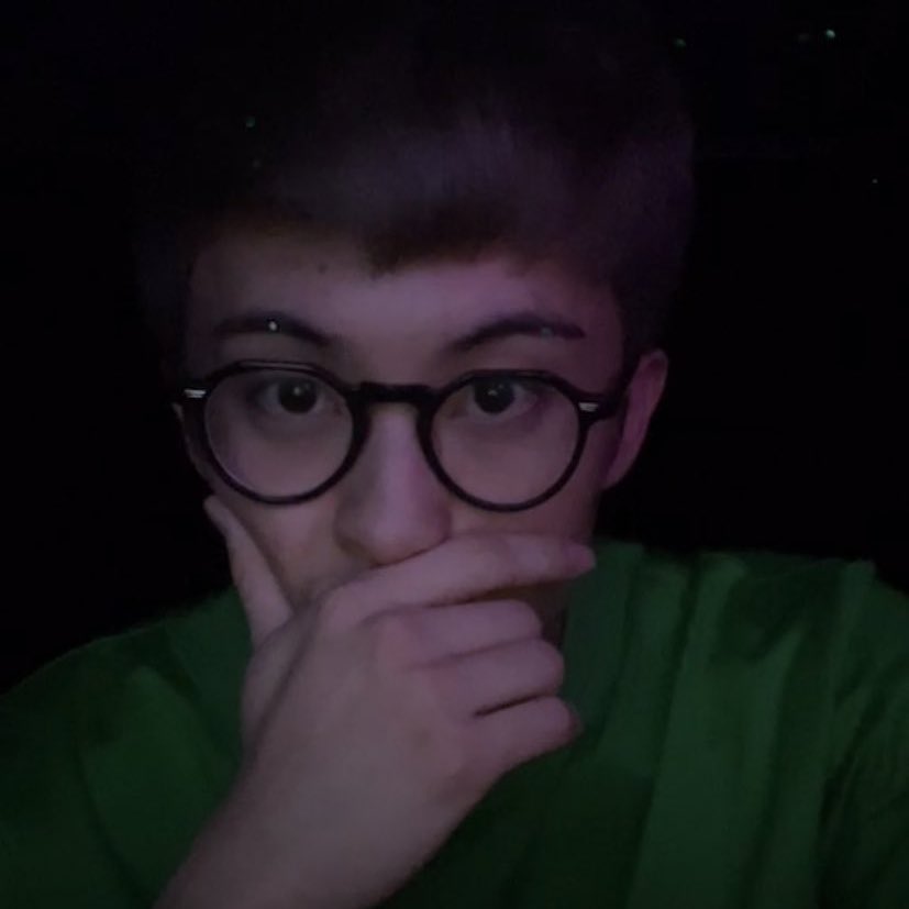 fallinkmm's tweet photo. mark lee in the dark https://t.co/B1KoqutScM