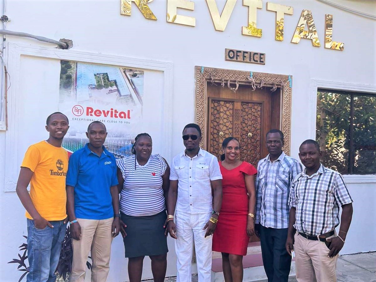 Earlier today, the team was excited to meet Hon <a href="/AbabuNamwamba/">Amb Hon Ababu-Namwamba, EGH🇰🇪</a> , Cabinet Secretary for Youth Affairs, Sports and the Arts who has keen interest in  understanding the potential &amp; capacities that our organization has in manufacturing life saving medical devices .
Asante Mheshimiwa.