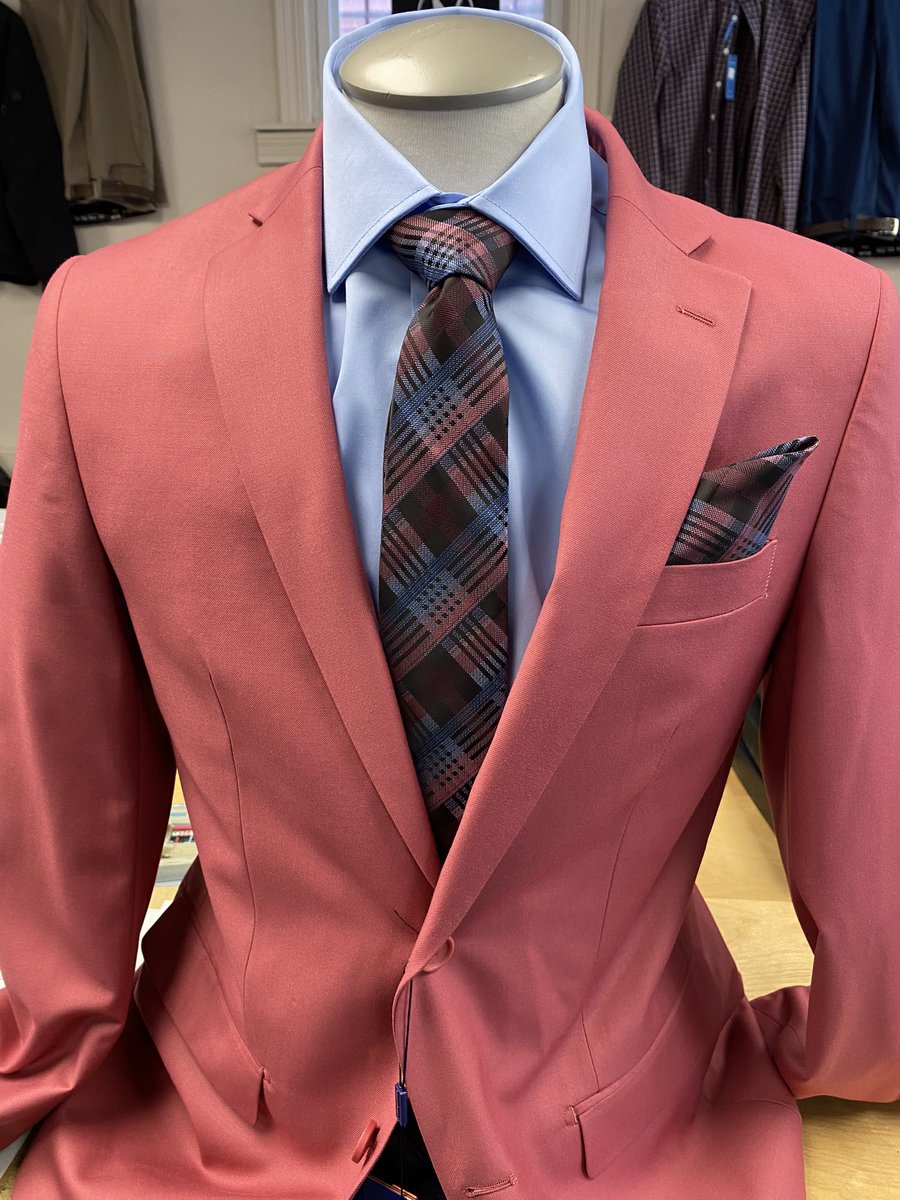 hamlyn33's tweet image. New looks for graduation 👨‍🎓 
Christopher’s Menswear 
73 Broadway 634-4646
Shop local it really does matter 
#graduation #yearsofexperience