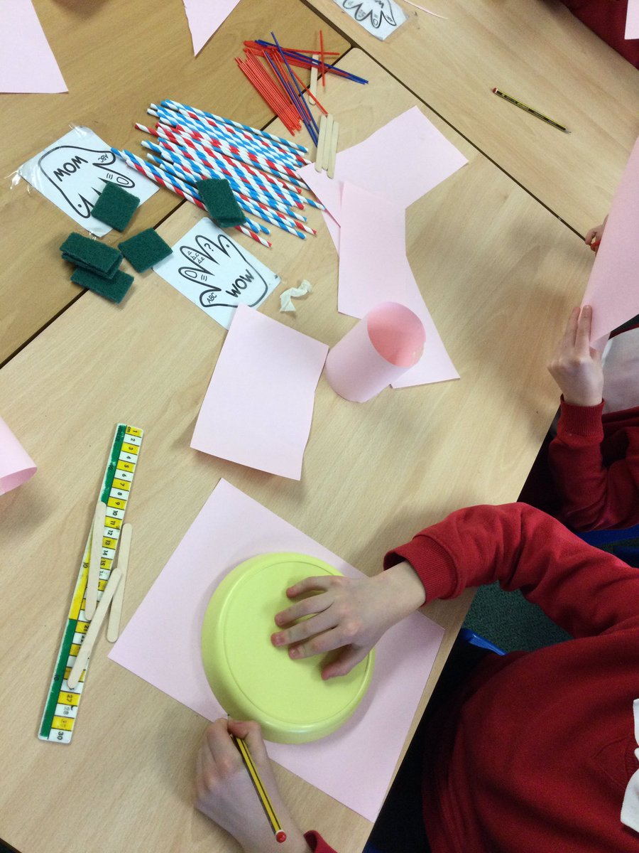 MD_Class3's tweet photo. Today @MD_Class3 made a prototype of our Iron Age roundhouses! We used paper, straws and lollipop sticks to make our product 🏠 @MillDamSchool #MDDT https://t.co/u0jB0s7aZP