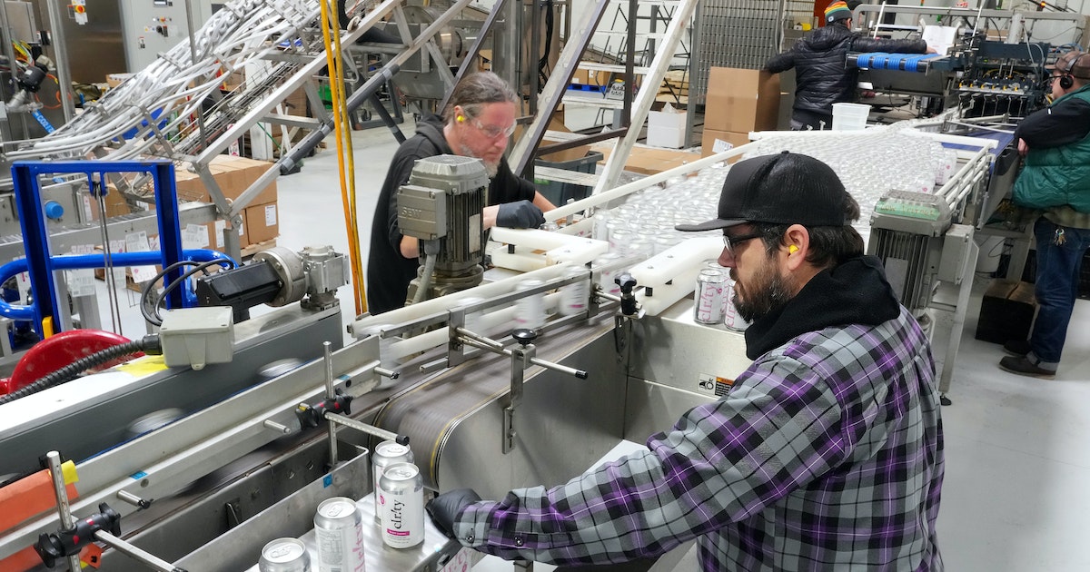 Minnesota's unique THC beverage industry threatened by marijuana legalization bill beers.life/3Yqa9Yx