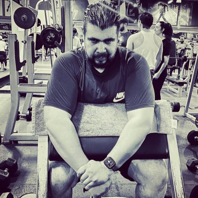 davidcvivian's tweet photo. #NuevaFotoDePerfil https://t.co/faOWR9WgJN