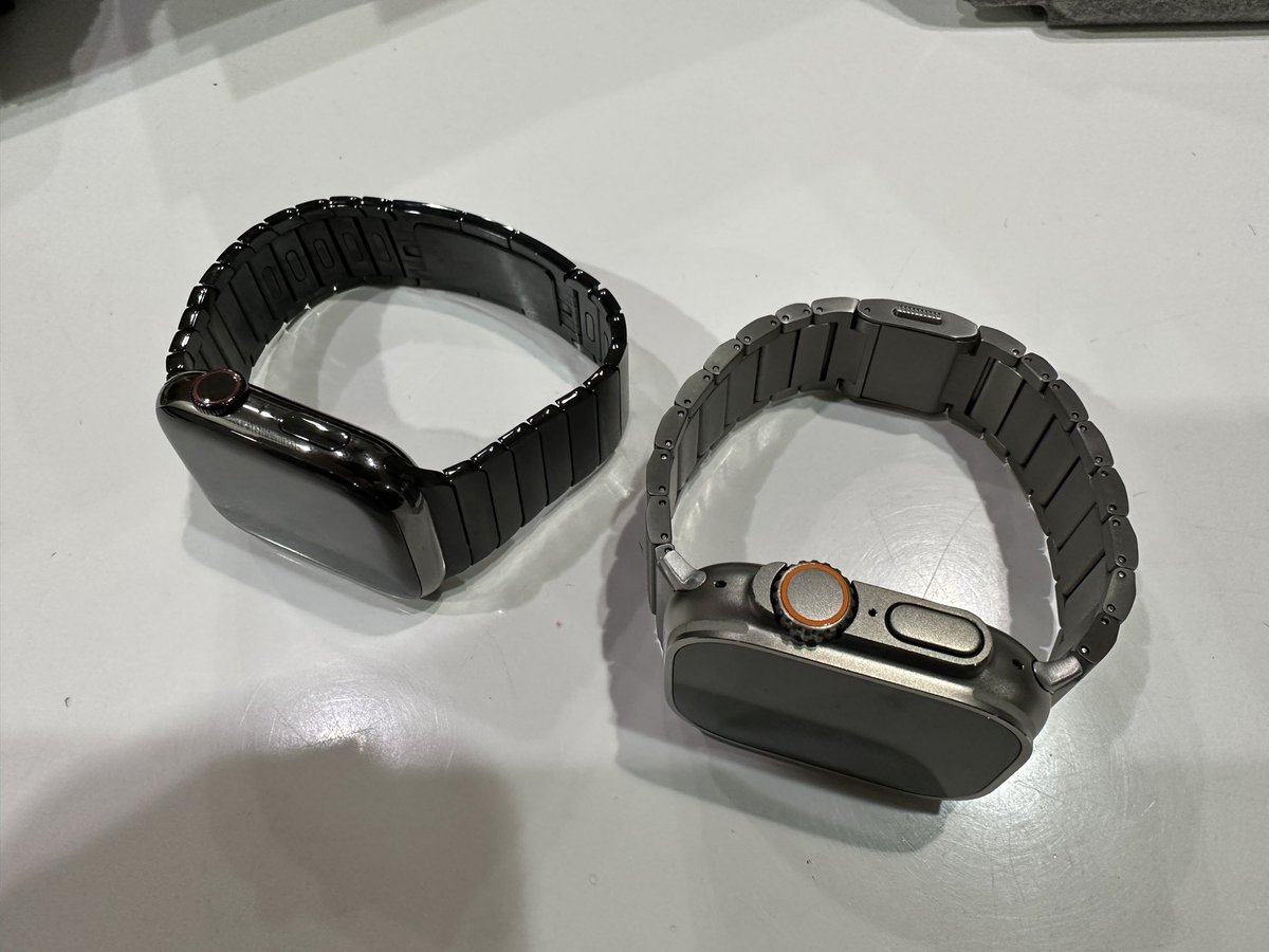  Nomad の「ポッド」バッテリーは Apple Watch を 4 回フル充電可能