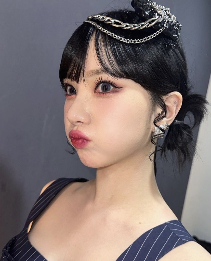 EUNHALOOK's tweet photo. https://t.co/RlZOaHvOCw