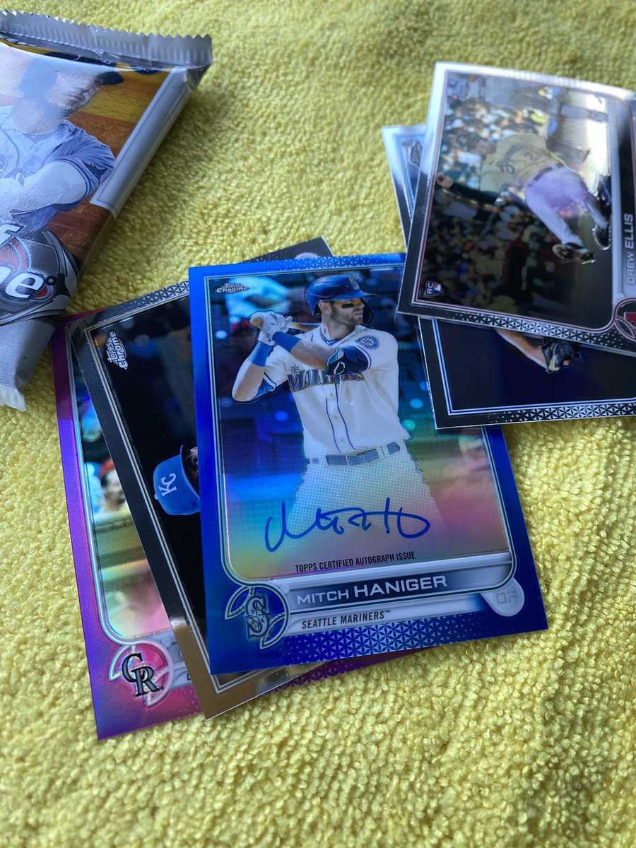 Lunch time car rips, saw the Seattle 1st and thought I had something 🫠 <a href="/CardPurchaser/">Card Purchaser</a>
