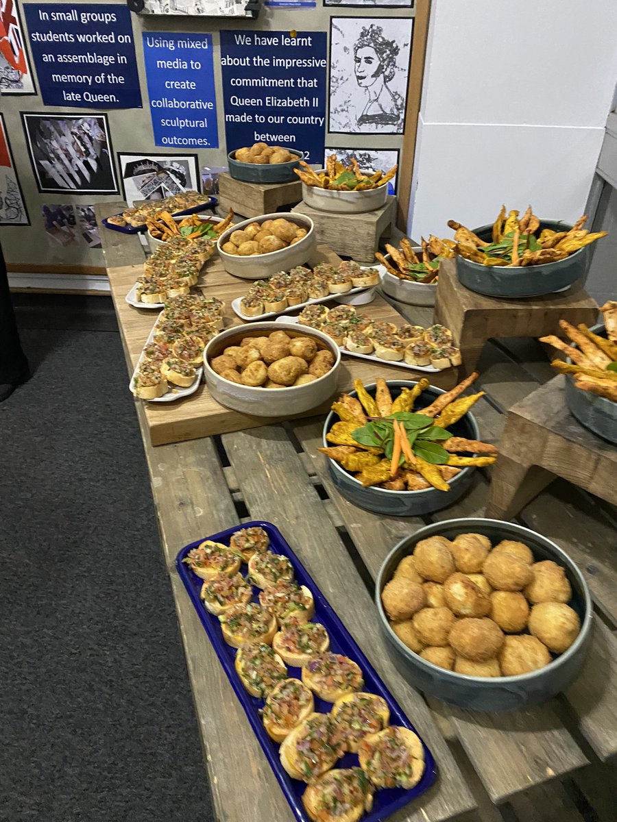 PlymColKitchen's tweet photo. @PlymouthCollege 6 Form Winter Ball reception drinks https://t.co/O2WDODx4td