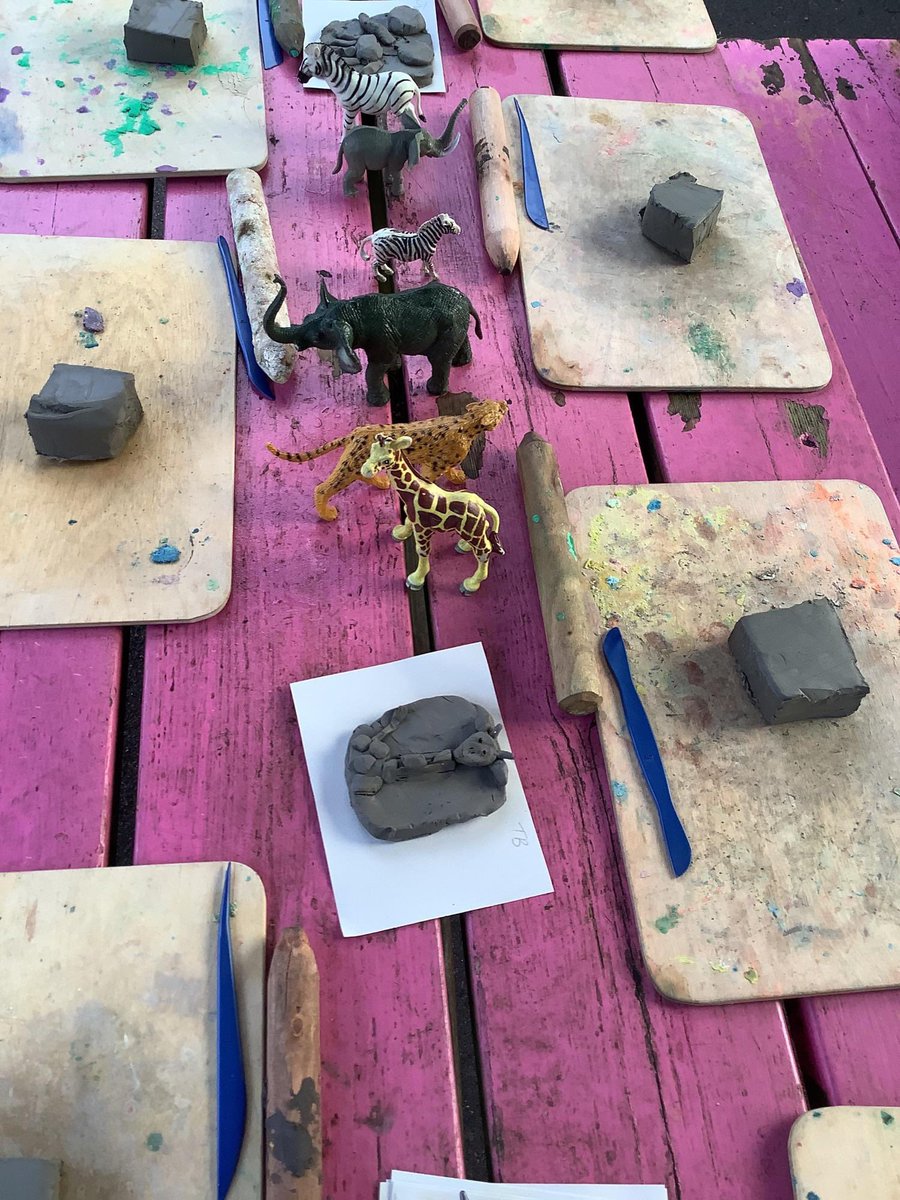 Forest school clay animals. We used the tools and rolling pins to sculpt and create African animals in forest school today. 

#forestschool #outdoorart #eyfs #clay #sculpting