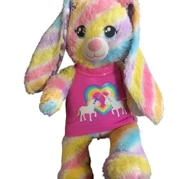 So good I had to share! Check out all the items I'm loving on <a href="/Poshmarkapp/">Poshmark</a> from <a href="/RichalaReseller/">PamsPoshPlush.bsky.social 🛍️Build A Bear Universe</a> #poshmark #fashion #style #shopmycloset #buildabear: posh.mk/0NLUQJ0J7wb