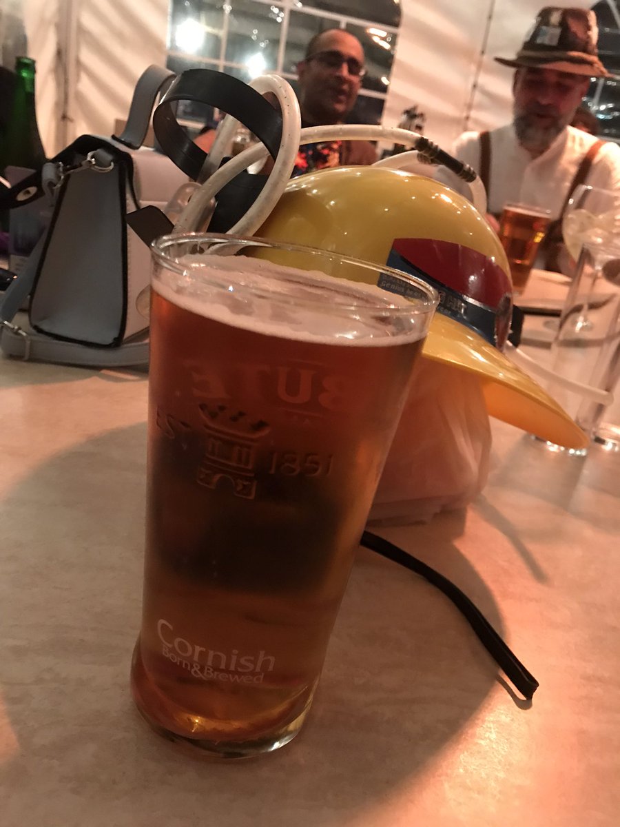 tonyevans88's tweet photo. On the #Europa Line at Piccadilly. Transferring to #Queensway Line shortly @thepubway1 #ThePubway #ThePubwayGibraltar https://t.co/7G111dSRcY