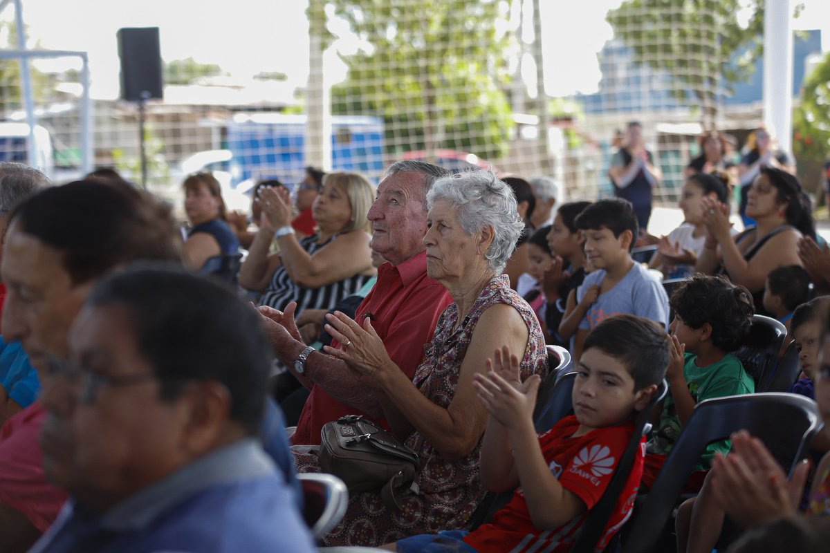 Uno permanentemente tiene que ir avanzando. Por eso cuando llegamos a un objetivo, nos planteamos otro, y por eso, estamos construyendo junto al municipio 24 #ViviendasSemillas para que más familias de #MonteCristo puedan cumplir con el sueño de la casa propia. #Hacemos
