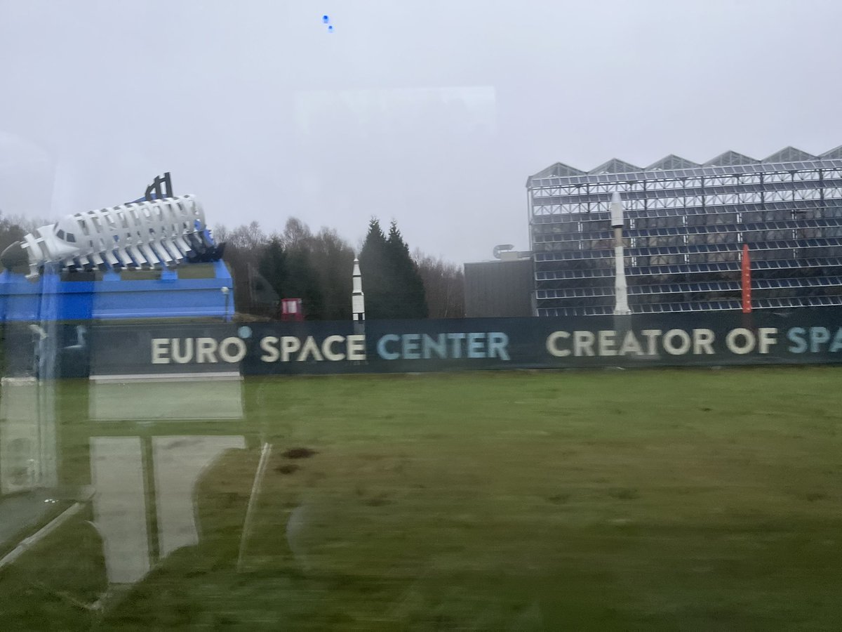 Despite the rain lift off is on track <a href="/eurospacecenter/">Euro Space Center</a>