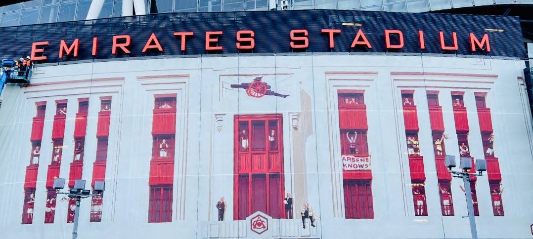 highburyhigh's tweet photo. Home. Pride. #highbury #19togo #keepthefaith Looks beautiful at the Emirates. Will they change the name of stadium when sponsor moves on? https://t.co/Fwlg3tBzNO