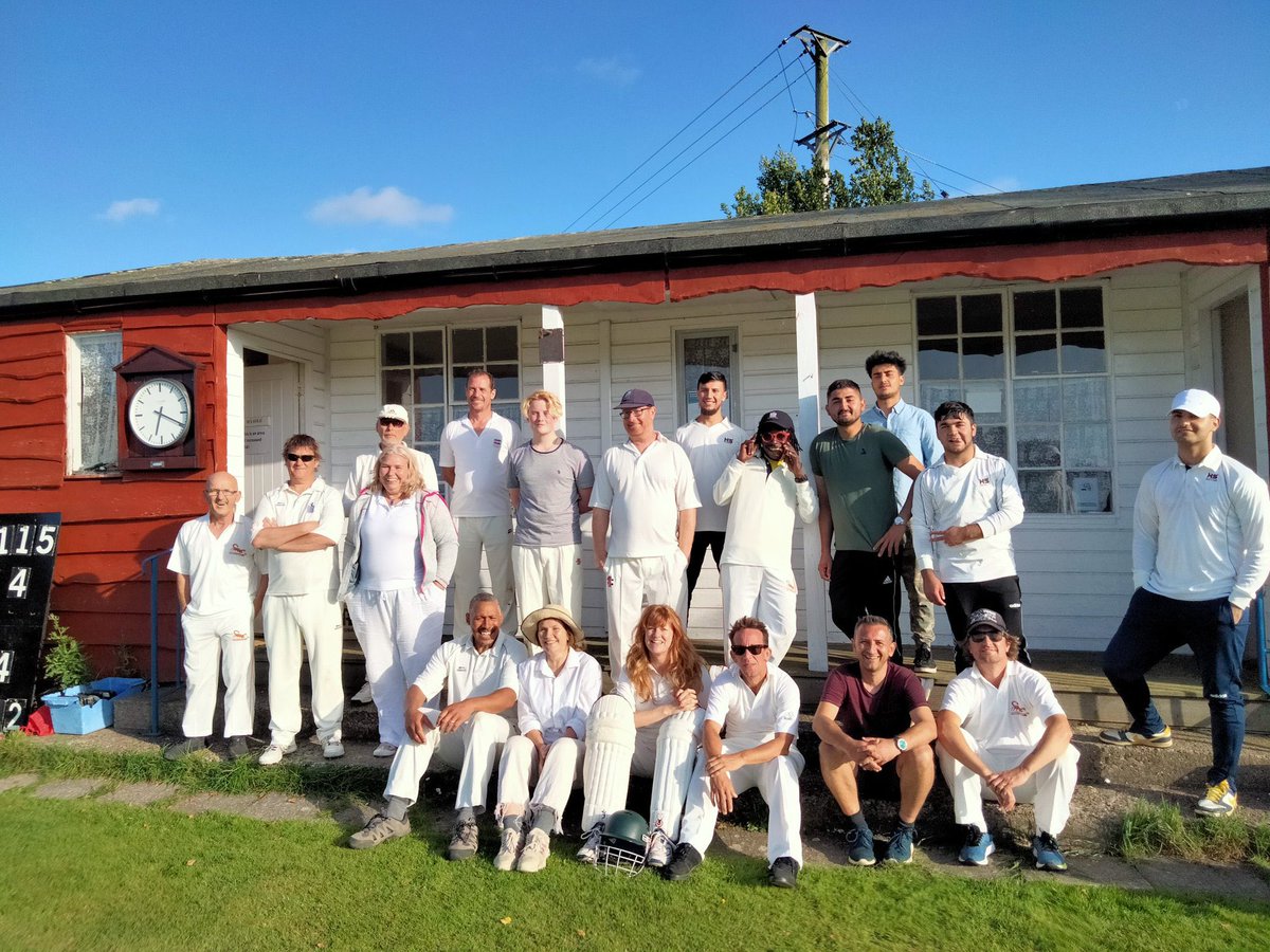 googlyfund's tweet image. It&apos;s sunny, it&apos;s nearly the weekend and it&apos;s not that far from the cricket season now. If your thoughts are starting to turn to nets, ground hire, new equipment or attracting new players for your friendly team, we might be able to help, so get in touch on here or via our website