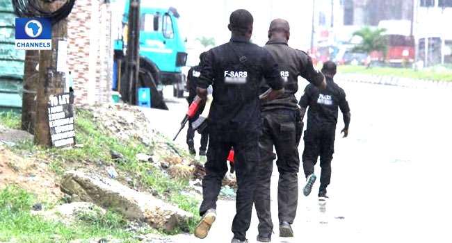 channelstv's tweet photo. Court Sentences Two Ex-SARS Officers To Death By Hanging
https://t.co/O4ASFatEp7 https://t.co/IADcOBnaSQ