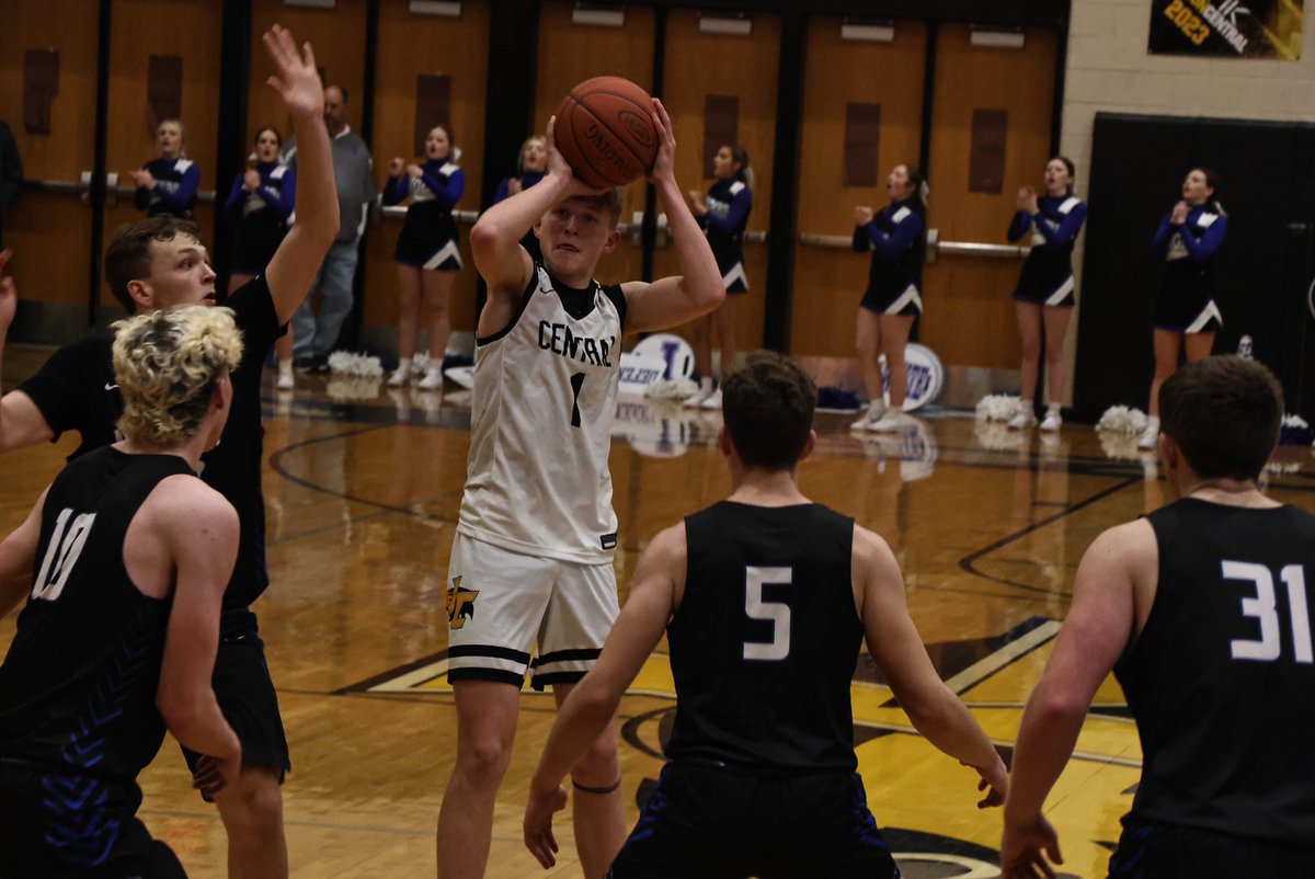 Clay Smith tweet media