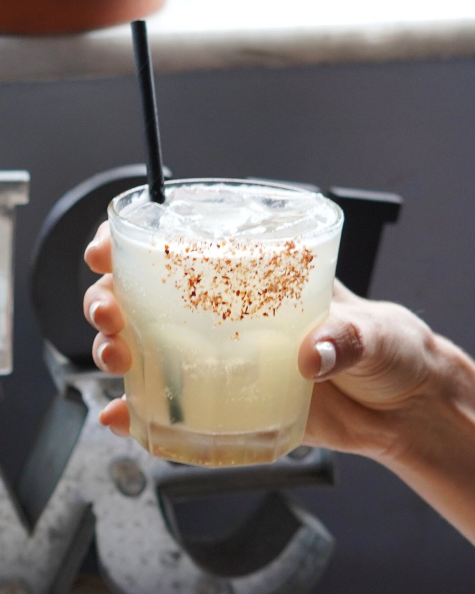 PinchMiami's tweet photo. Cheers to the first Friday of February! We look forward to creating many special and happy memories with you!

Join us for the Happiest Happy Hour on Biscayne Blvd!
Tue, Thu &amp; Fri. Happy Hour = 4 pm to 7 pm
Wednesday, 4 pm to 6:30 pm, Late Night HH Menu Drinks 7 pm to 10 pm. https://t.co/a88GI8dF6h