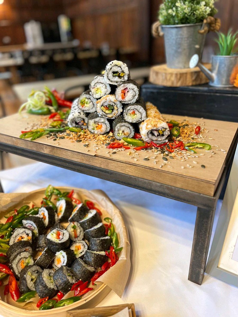 HolroydHowe's tweet photo. Another #weeklyroundup full of tasty treats for our pupils to enjoy and stunning hospitality! As always, well done to our #talentedteams across the country ๐๐ #morethanameal #feedingindependentminds #schooldinners #beautifulhospitality #independentschools #schoolmealsthatrock https://t.co/DAPhkwtTuK