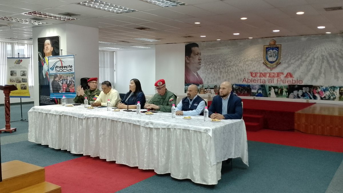 taniadamelio's tweet photo. Felicito a la @Unefa_VEN, a sus trabajadores y autoridades, especialmente a su Rector, M/G Pascualino Angiolillo, por hacer posible estos espacios plurales para el debate, la reflexión y el fortalecimiento de las políticas dirigidas a consolidar la paz y la estabilidad del país. https://t.co/7SXOLC1D93