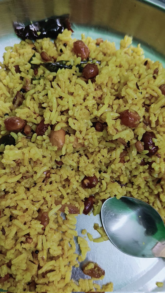 లావణ్య tweet media