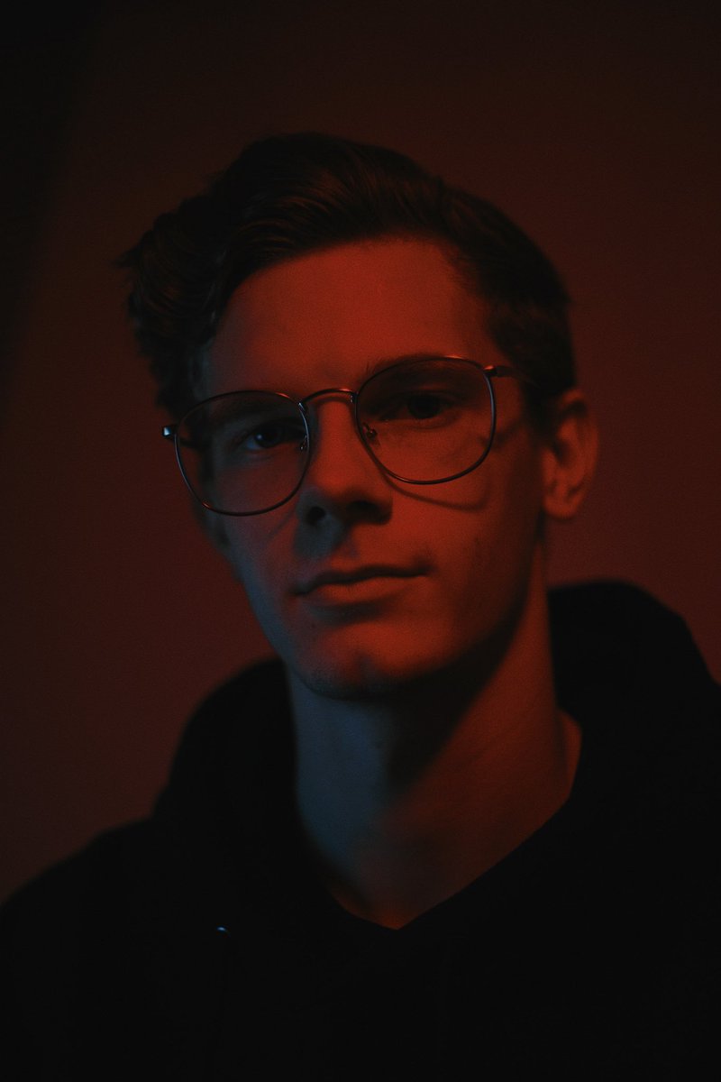 falling_north's tweet photo. update: there has been so much going on in the background lately. I have almost ten songs in the works &amp; I can’t wait to share with you all what we’ve been working on.

thank you so much for continuing to listen &amp; keeping my numbers consistent. love you all. 🖤

- falling ◊ı◊ https://t.co/JhJKLGDfUl