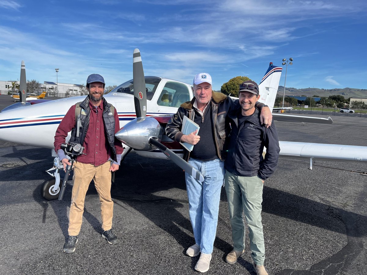 lighthawk_org's tweet photo. #PilotViewFriday This week features LightHawk volunteer pilot Rick Utermoehlen after a flight with partners Sonoma Land Trust recently. Thanks for making conservation Fly Rick!
#LightHawk #ConservationFlying #VolunteerPilot #Pilot #Flying https://t.co/evPwW0lEMw