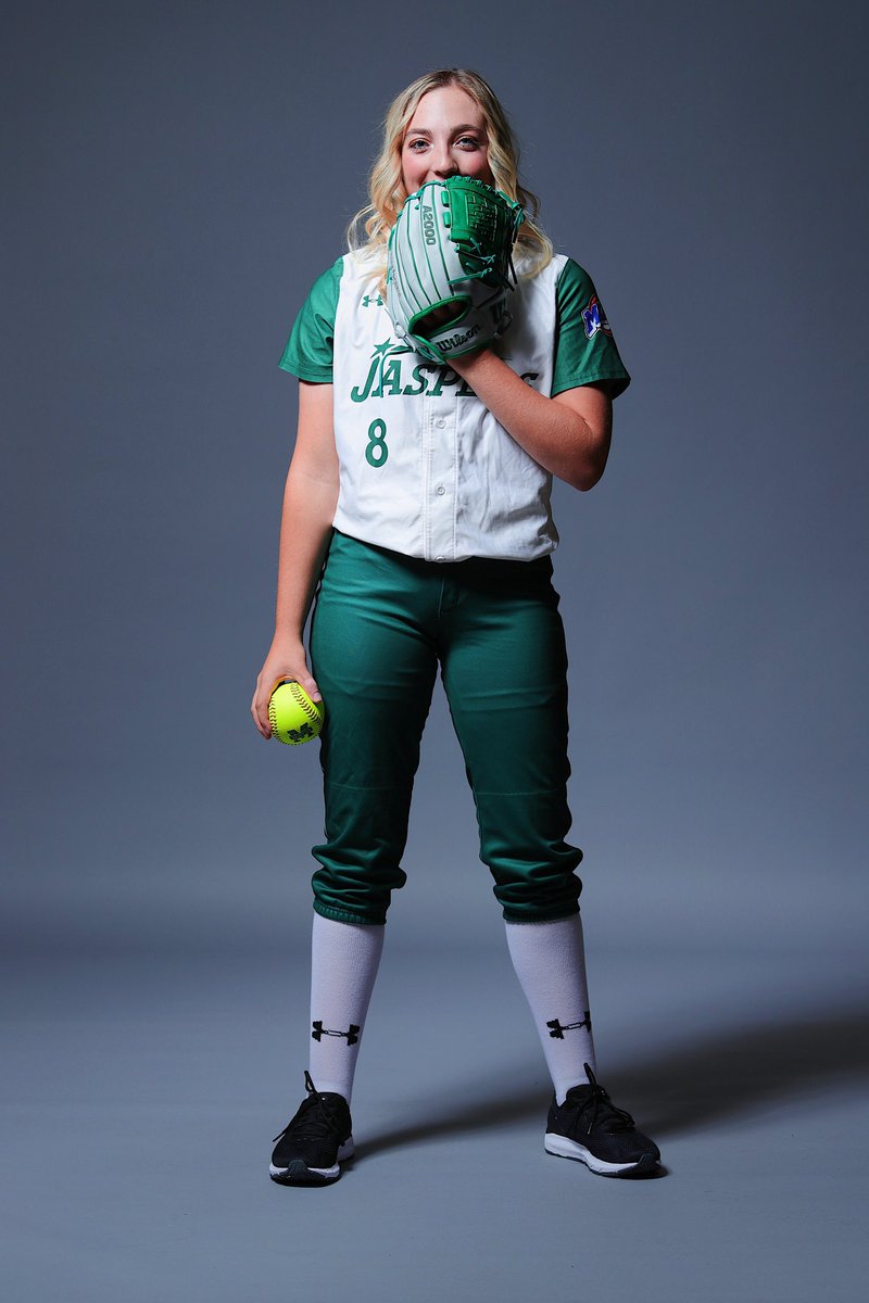 Manhattan University Softball tweet media