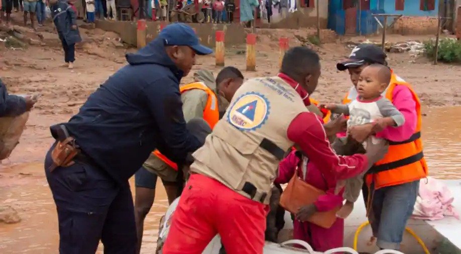 HoverAid's tweet photo. #Madagascar has been ravaged by Storm #Cheneso with 138 known dead and 124k houses gone and we know these will rise. We are surveying to plan our response and you can help by donating at https://t.co/KxjgHbjiu4 #hovercraft #Africa #charity https://t.co/s07bur4Xn8